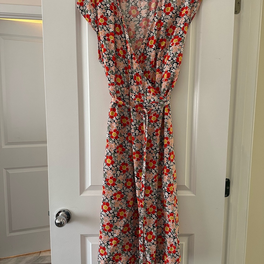 Floral V-Neck Wrap Dress